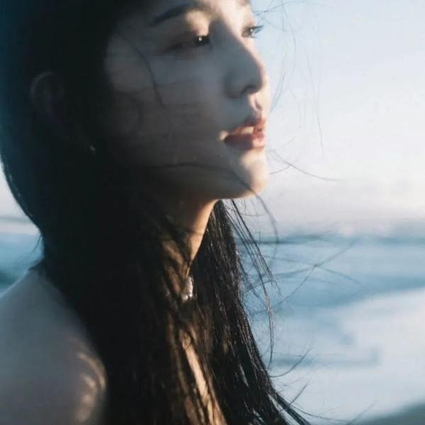 骑单车的人 海报